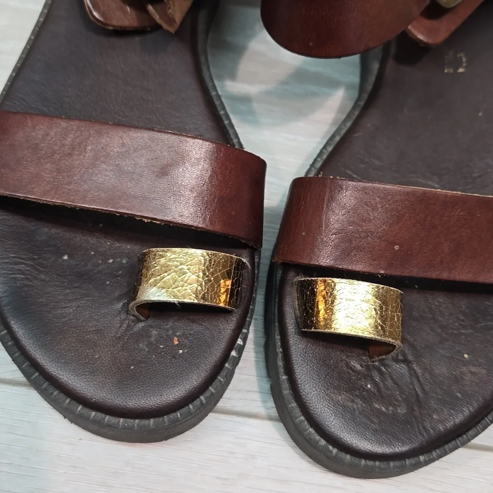 Sundance Leather Toe Loop Platform Buckle Sandals sz 37 / 6.5 - Picture 4 of 13